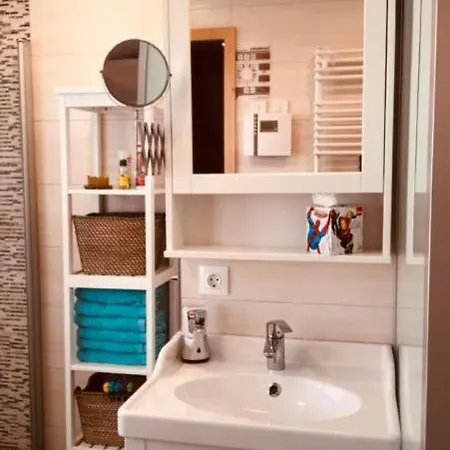 Сasa de vacaciones Schwimmendes Haus Elandi Niemegk (Saxony-Anhalt)